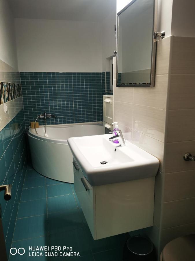 Flora Residence Букурещ Екстериор снимка